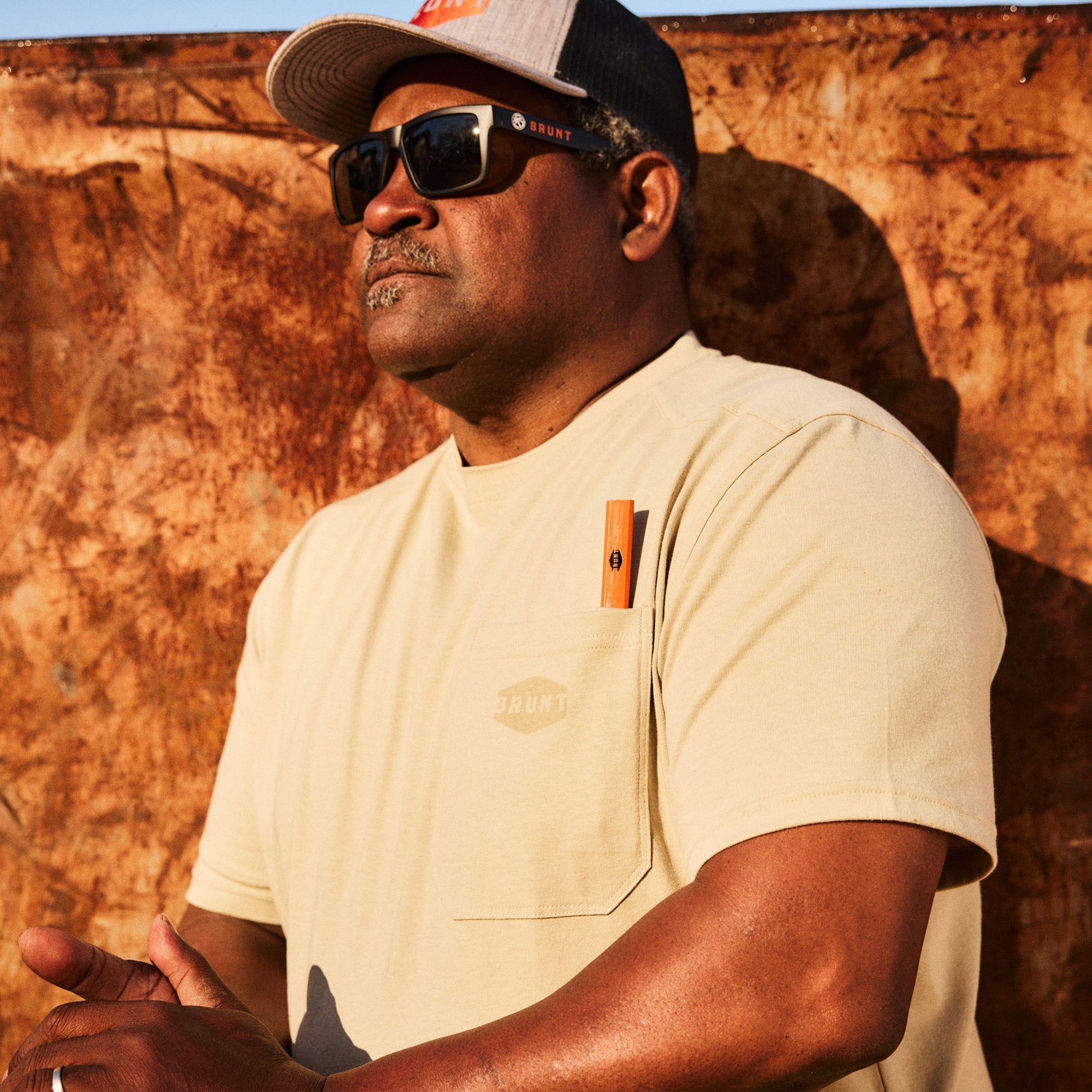 The Martin Pocket Tee - Khaki