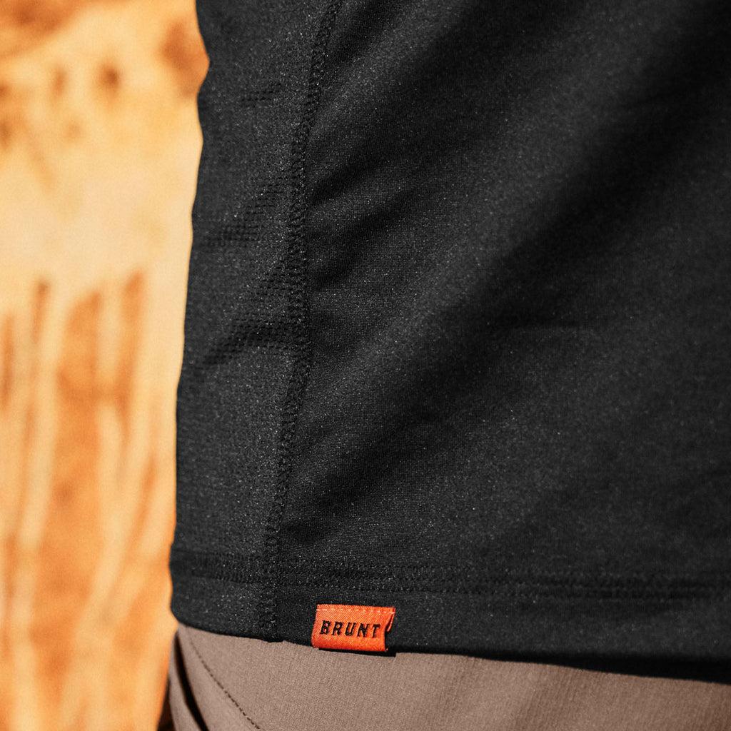 The McKenna 1\/4 Zip Long Sleeve Tech Shirt - Grey Heather