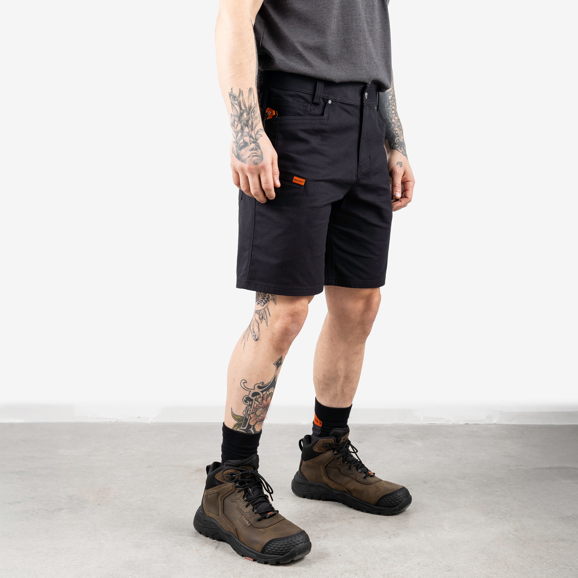 The Torra 9\" Short - Black