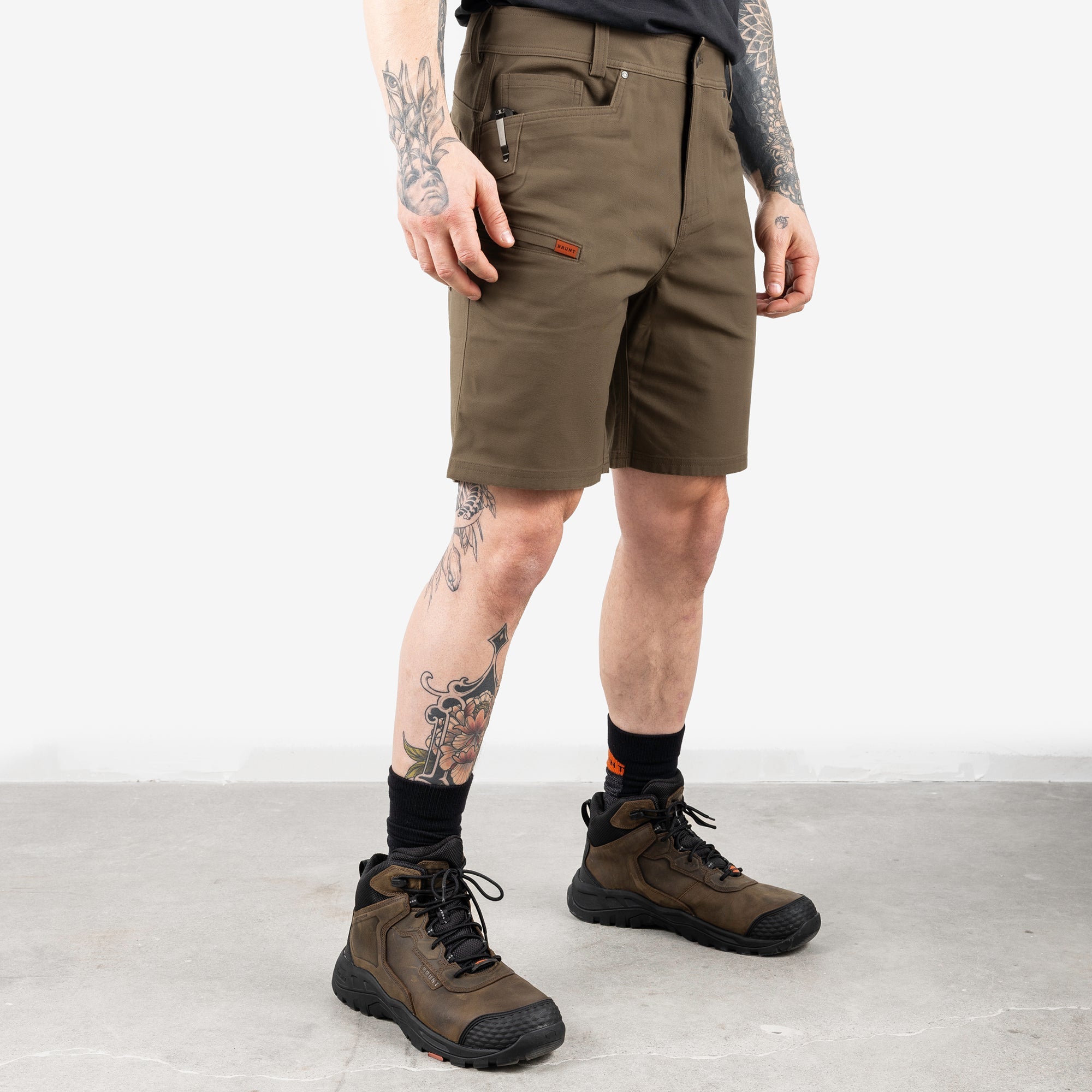 The Torra 9\" Short - Brown