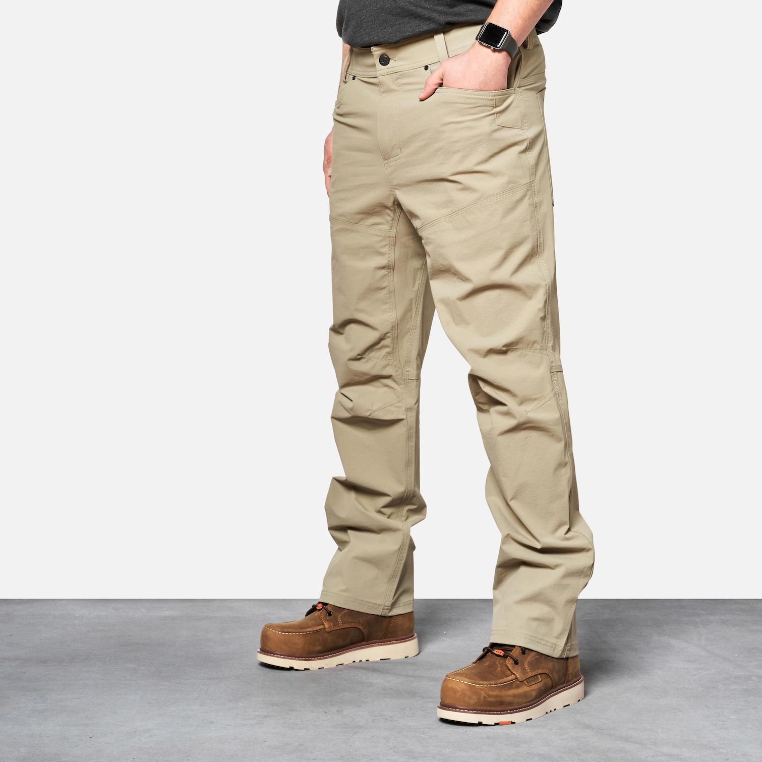 The Costello Tech Pant - Khaki